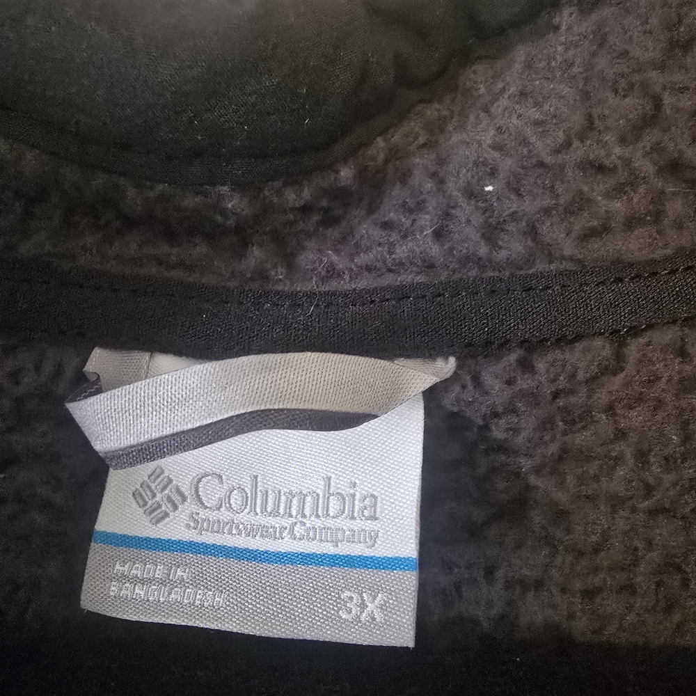 Columbia Men's Charcoal Gray Vest - Picture 2 of 4